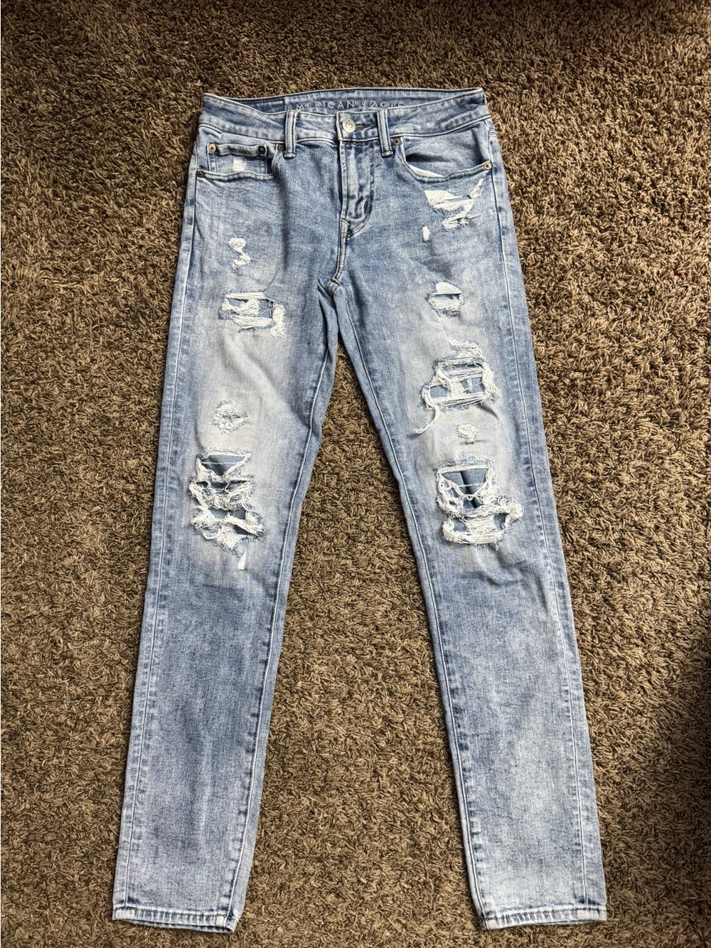 American Eagle Outfitters Light Blue Distressed Skinny Jeans